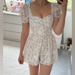 Elegant Floral Puff Sleeve Romper